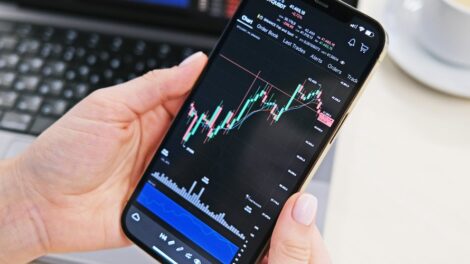 DeFi vs. CeFi Who Will Win the Finance Revolution