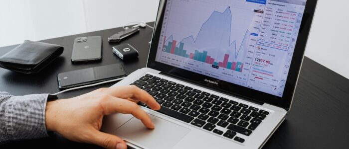 Comparing the Best Marketing Analytics Tools for B2B vs. B2C Companies