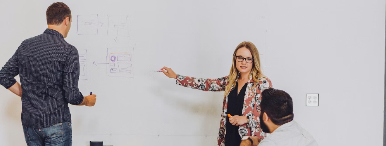 How AI-Driven Data Visualization Tools Turn Chaos Into Clarity